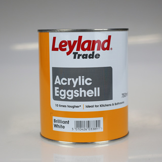 LEYLAND PAINT ACRYLIC EGGSHELL BRILLIANT WHITE 750ML