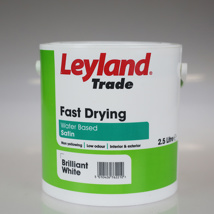 LEYLAND PAINT FAST DRY SATIN BRILLIANT WHITE 2.5LTR